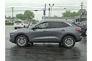 $21701 : Ford Escape 2022 AWD SE 4dr thumbnail