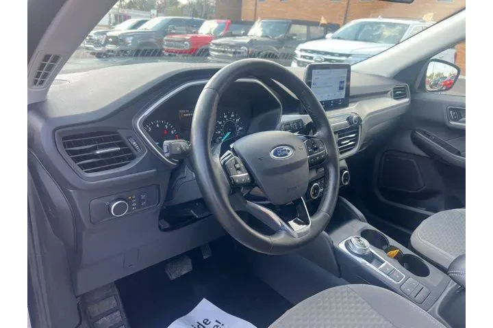 $20913 : Ford Escape 2022 AWD SE 4dr image 7