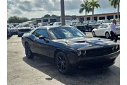 $22990 : Dodge Challenger 2022 SXT 2d thumbnail