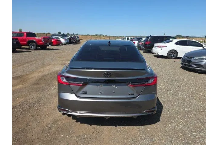 $37900 : Toyota Camry 2025 AWD SE 4dr image 5