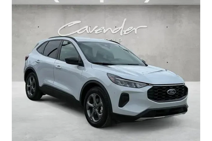 $21541 : Ford Escape 2025 ST-Line 4dr image 2