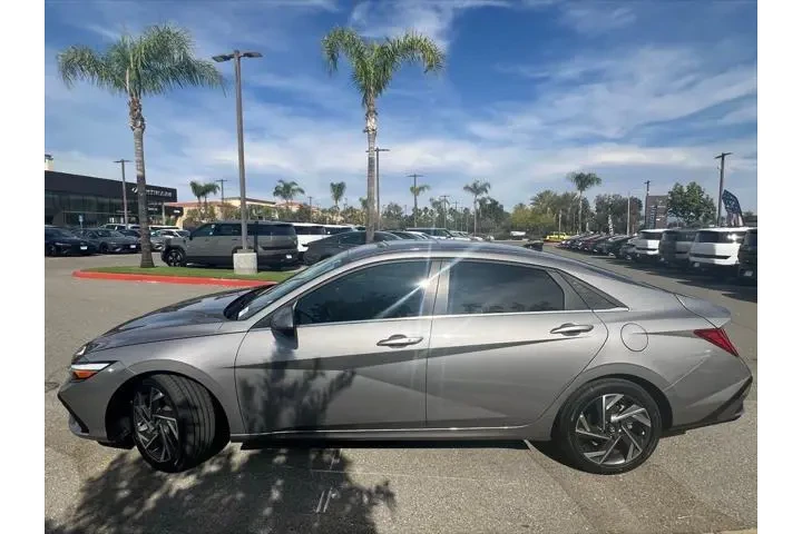 $18995 : Hyundai ELANTRA 2024 SEL 4dr image 5