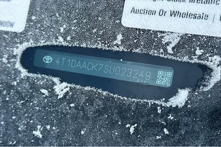 $26990 : Toyota Camry 2025 LE 4dr Sed image 8