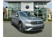 Volkswagen Tiguan 2023 SE 4d