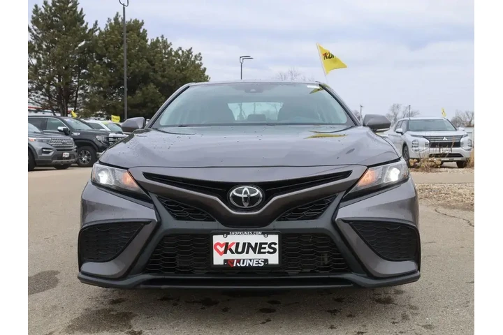 $22177 : Toyota Camry 2023 SE 4dr Sed image 2