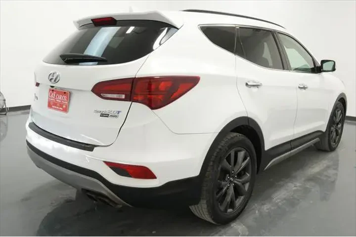 $14977 : Hyundai SANTA FE Sport 2017 image 9