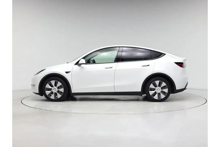 $28998 : Tesla Model Y 2021 AWD Long image 3