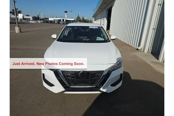 $15900 : Nissan Sentra 2023 SV 4dr Se image 2