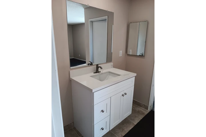 $1500 : EL MONTE image 4