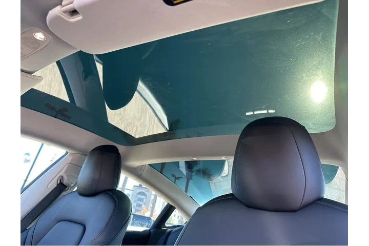 $21477 : 2021 Model 3 Standard Range P image 8