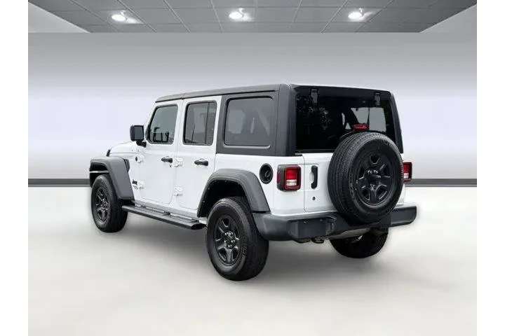 $24999 : Jeep Wrangler Unlimited 2021 image 3