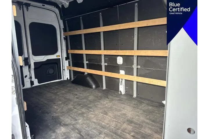 $31655 : Ford Transit 2021 250 3dr LW image 10