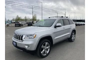 2011 Grand Cherokee Overland en Anchorage