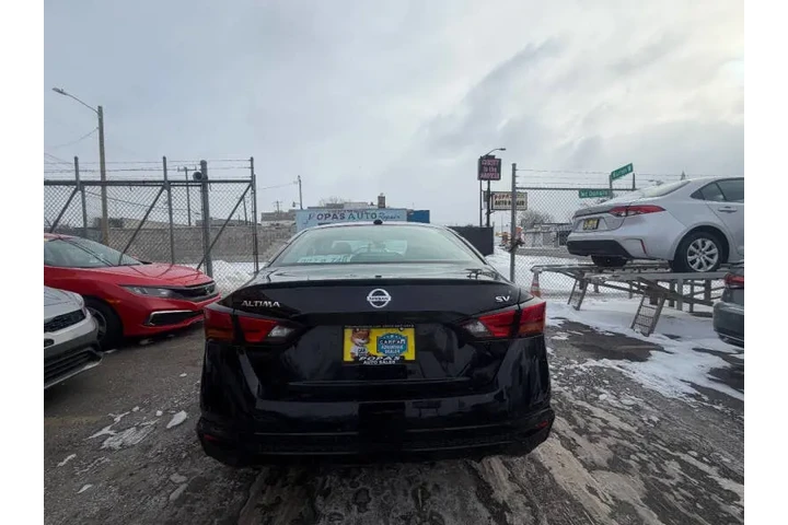 $16995 : 2021 Altima 2.5 SV image 8