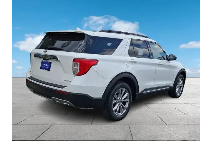 $28997 : Ford Explorer 2021 AWD XLT 4 image 6