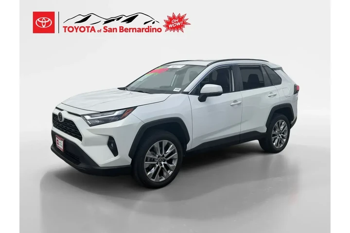 $30990 : Toyota RAV4 2022 XLE Premium image 1