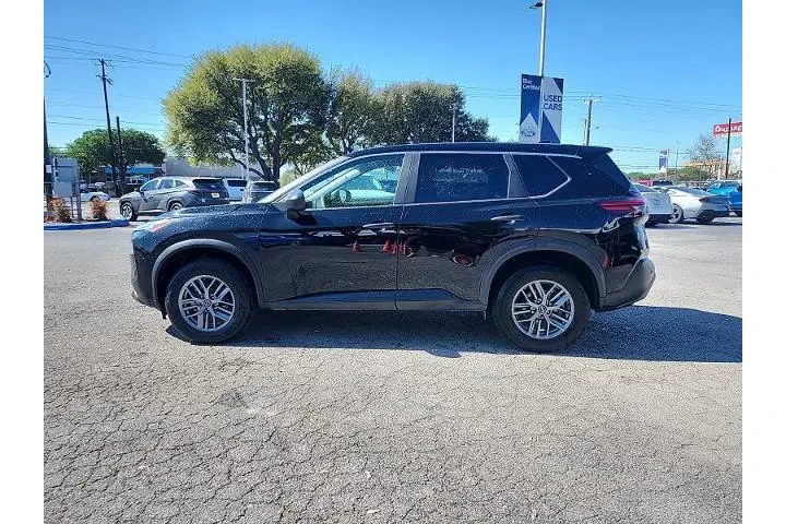 $17998 : Nissan Rogue 2023 AWD S 4dr image 4