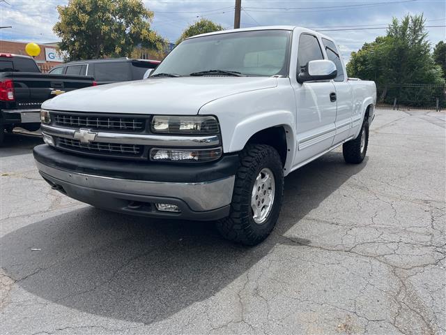 $9988 : 2002 Silverado 1500 , IN GOOD image 3