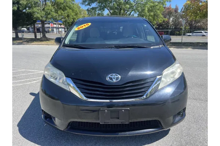 $14900 : 2015 Sienna LE 8-Passenger image 8