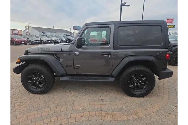 $24996 : 2022 Wrangler Sport image 8