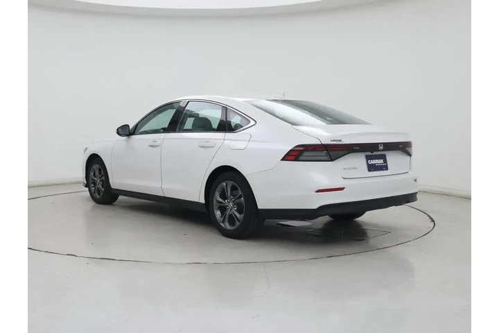 $27998 : Honda Accord 2024 EX 4dr Sed image 2
