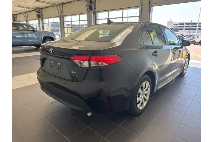 $20974 : Toyota Corolla 2025 LE 4dr S image 3