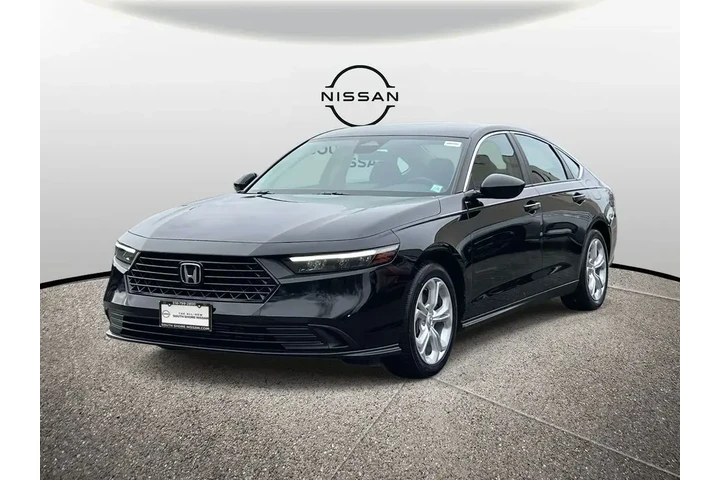$23375 : Honda Accord 2025 LX 4dr Sed image 4