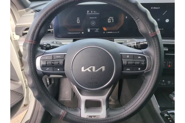 $29577 : Kia K5 2025 GT-Line 4dr Seda image 9