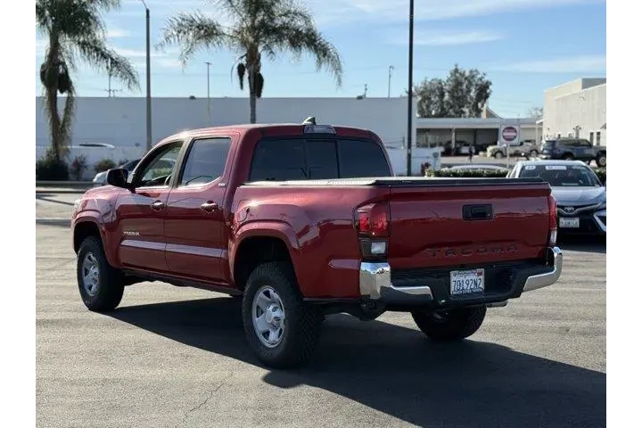$28144 : Toyota Tacoma 2019 4x2 SR5 4 image 8