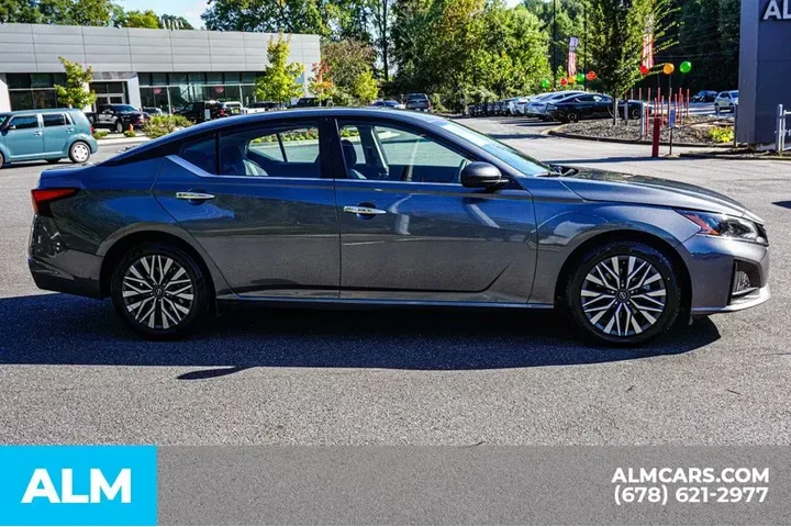 $19420 : Nissan Altima 2024 2.5 SV 4d image 9