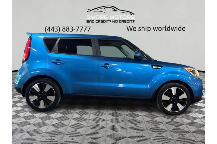 $9499 : 2018 Soul + image 5