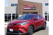 2018 C-HR XLE Sport Utility 4D en Tulare