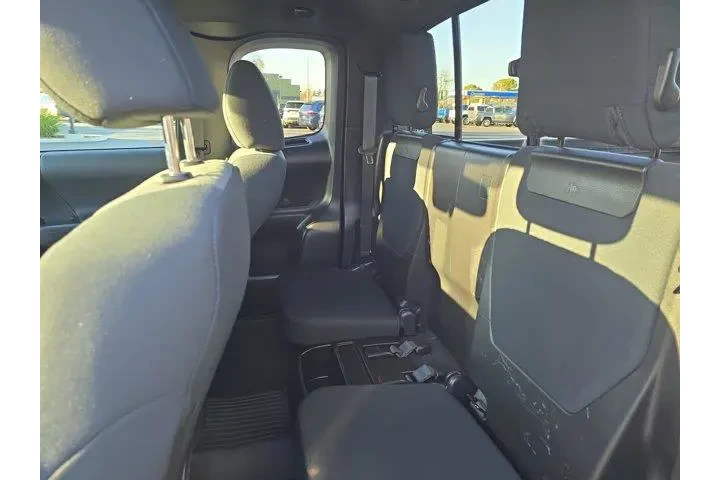 $39995 : Toyota Tacoma 2020 4x4 TRD O image 8