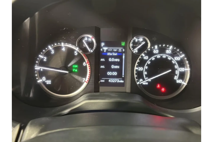 $55299 : 2023 GX 460 image 3