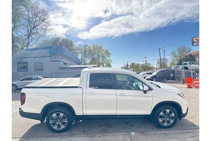 $17495 : 2017 Ridgeline RTL-T image 4