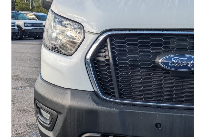 $34000 : Ford Transit 2024 250 3dr SW image 9