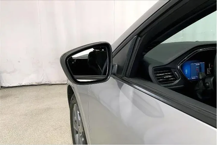 $19991 : Ford Escape 2023 ST-Line 4dr image 10