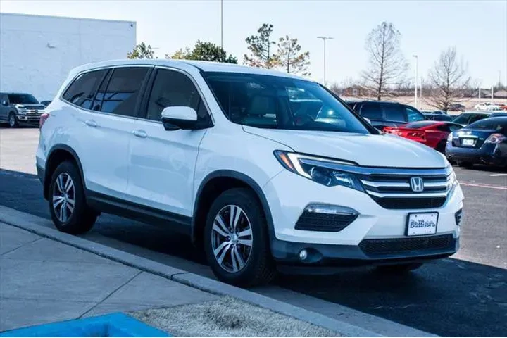 $13000 : Honda Pilot 2016 EX-L 4dr SU image 3