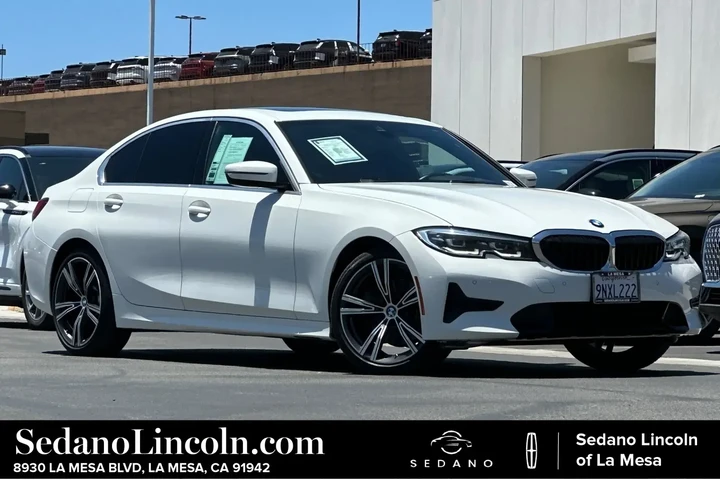 $29900 : BMW 3 Series 2022 330i 4dr S image 1
