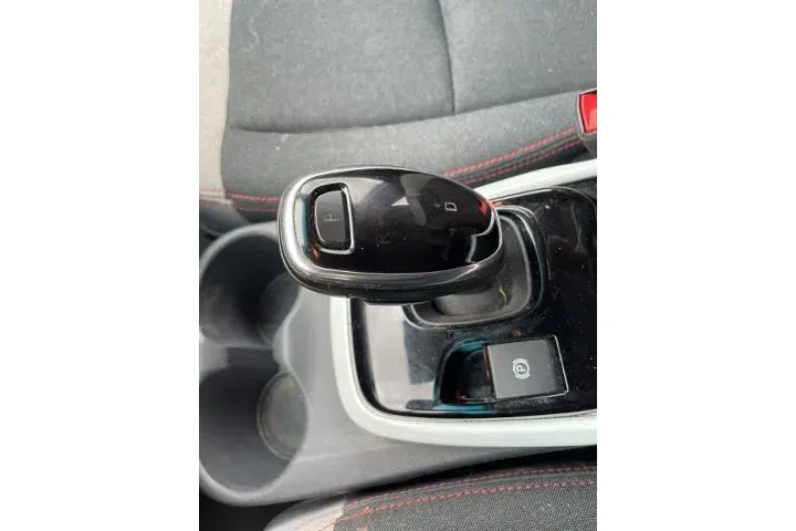 $13992 : Chevrolet Bolt EV 2021 LT 4d image 9