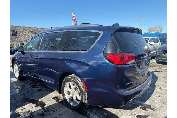 $12995 : 2017 PACIFICA image 1