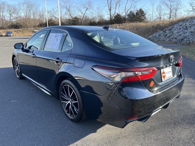 $23000 : PRE-OWNED 2021 TOYOTA CAMRY SE image 7