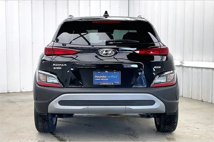 $19990 : Hyundai KONA 2023 AWD SEL 4d image 4