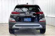 $19990 : Hyundai KONA 2023 AWD SEL 4d thumbnail