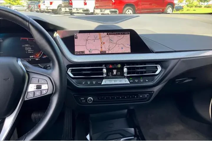 $26955 : BMW 2 Series 2024 AWD 228i x image 6