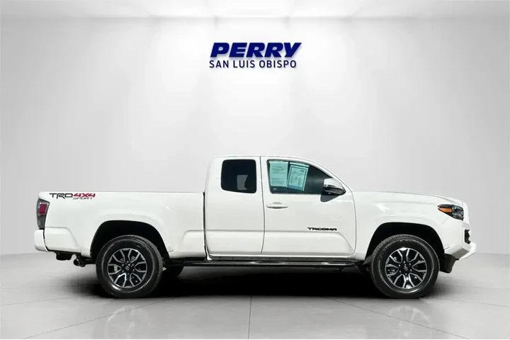 $39837 : Toyota Tacoma 2023 4x4 TRD S image 3