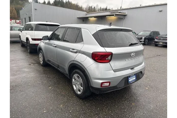 $17007 : Hyundai VENUE 2022 SE 4dr Cr image 5