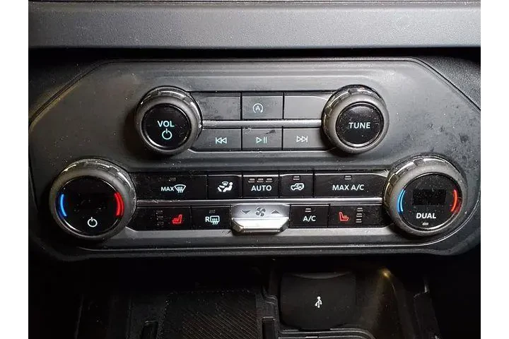 $39998 : Ford Bronco 2025 4x4 Big Ben image 8