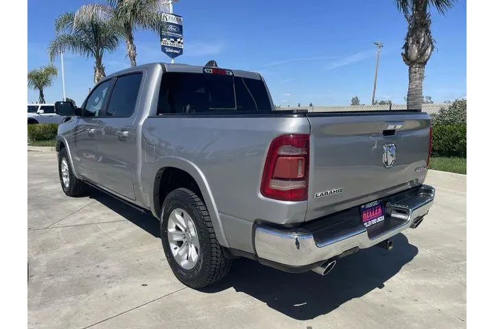 $35555 : Ram 1500 2020 4x4 Laramie 4d image 6