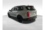 $31101 : Kia Telluride 2022 AWD SX 4d thumbnail